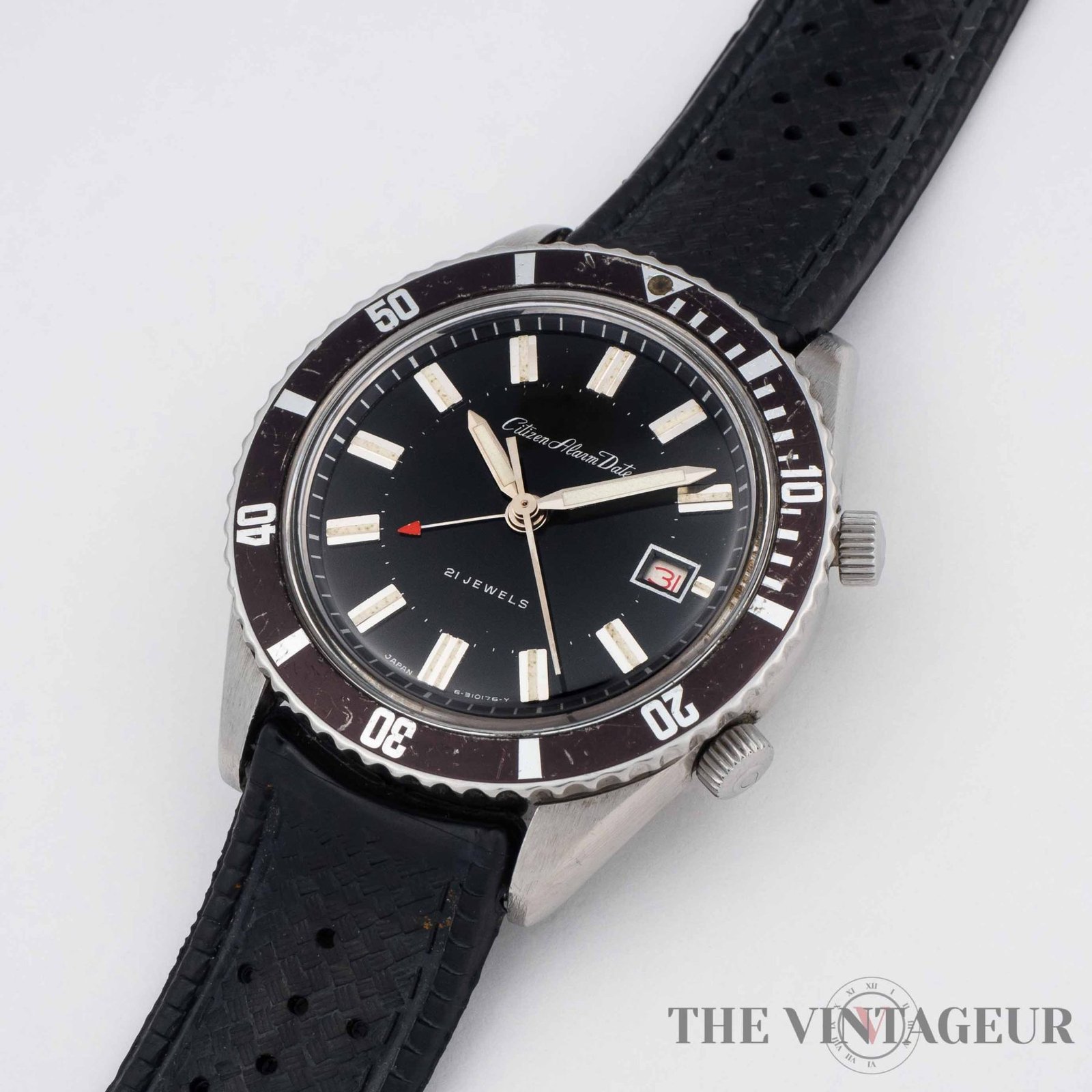 Citizen - Alarm Date - The Vintageur - Your bespoke watches collection - Collectible watches and more - 7